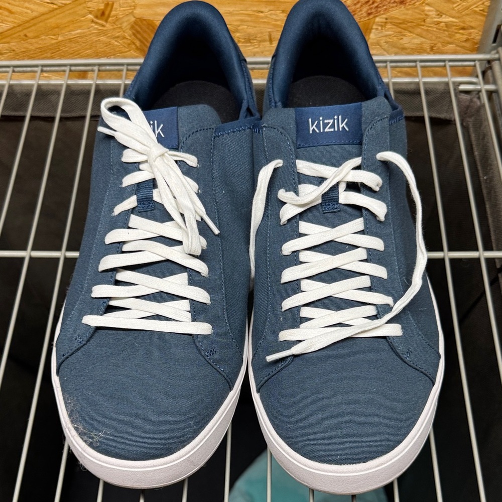 Kizik Men's Navy Blue Sneakers